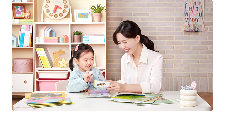 선생님과 어린아이 사진